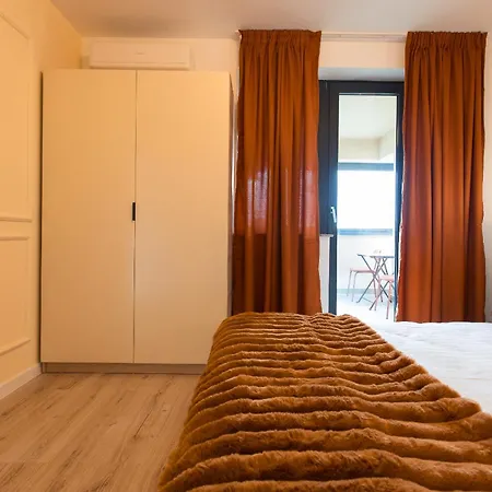 Apartment Ivory 36B5 *